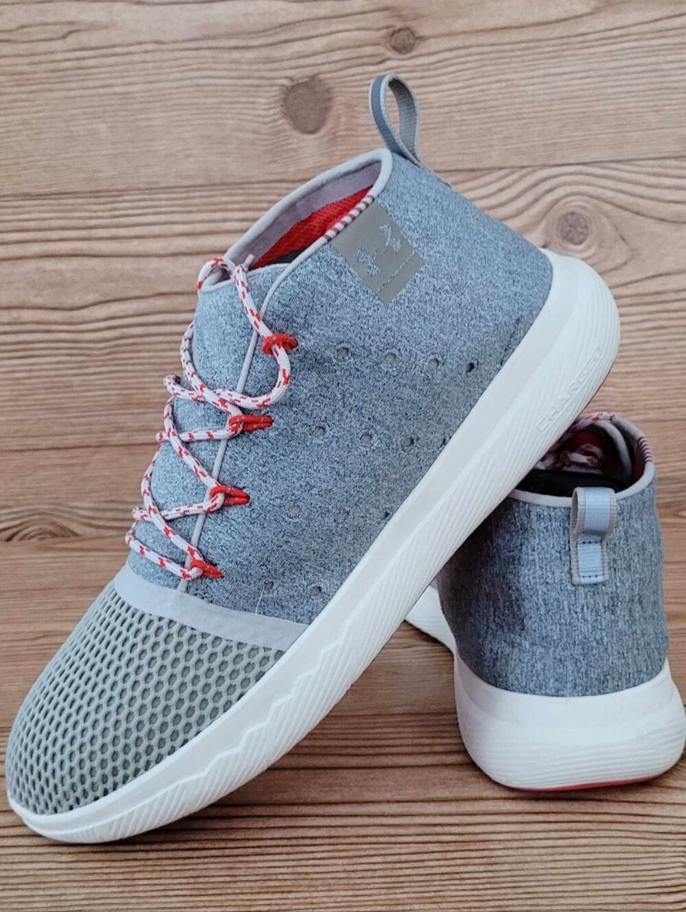 Under Armour 257 Charged Sneakers